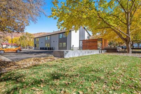 Near Downtown Stylish 2Br With Amazing Patio - 6 Βίλα Moab Εξωτερικό φωτογραφία